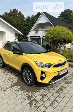 Внедорожник / Кроссовер Kia Stonic 2018 в Львове