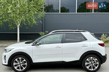 Внедорожник / Кроссовер Kia Stonic 2020 в 