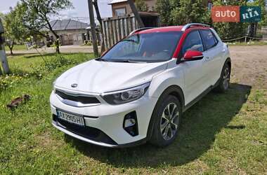 Внедорожник / Кроссовер Kia Stonic 2018 в Иршаве