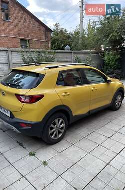 Внедорожник / Кроссовер Kia Stonic 2020 в Харькове