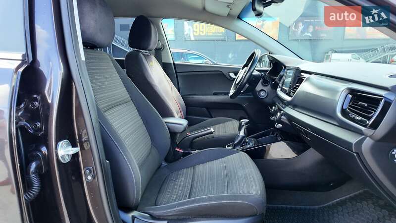 Позашляховик / Кросовер Kia Stonic 2017 в Києві