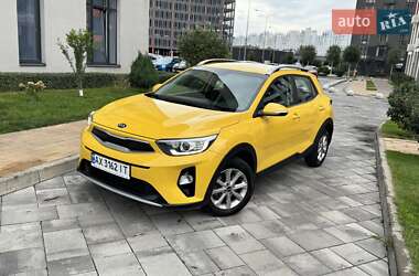 Позашляховик / Кросовер Kia Stonic 2020 в Києві