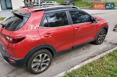 Внедорожник / Кроссовер Kia Stonic 2020 в 