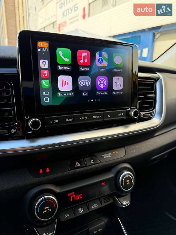 Позашляховик / Кросовер Kia Stonic 2020 в Києві