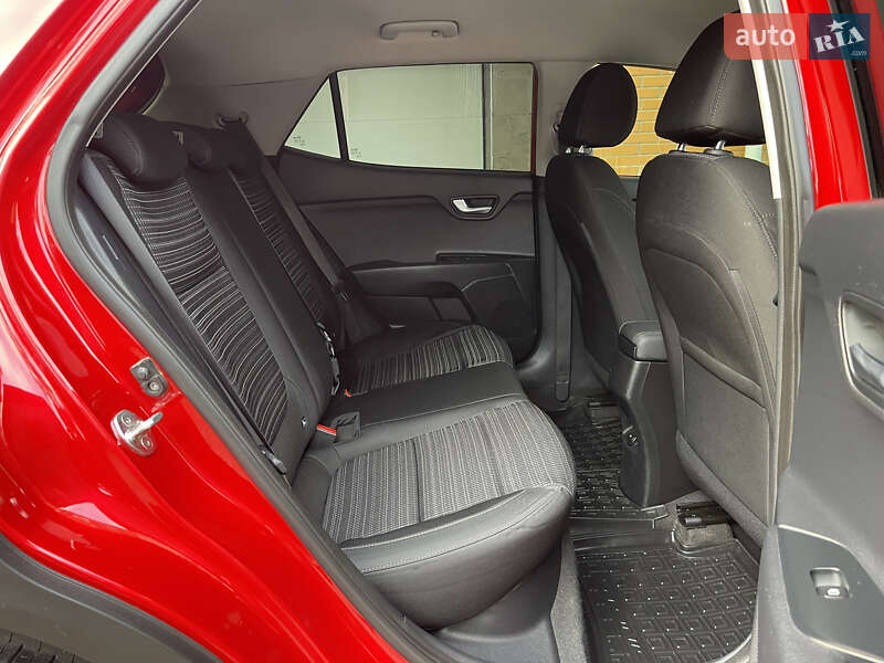 Внедорожник / Кроссовер Kia Stonic 2019 в Киеве фото 35 Внедорожник / Кроссовер Kia Stonic 2019 в Киеве
