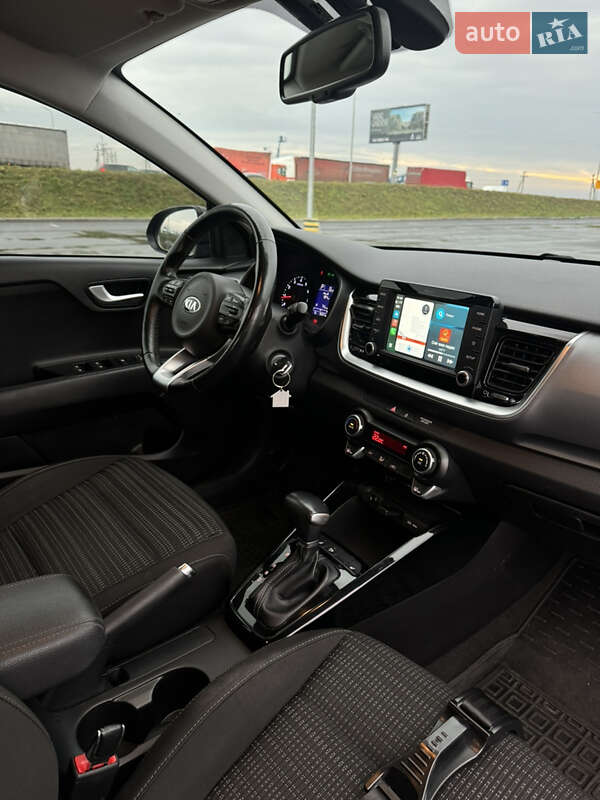 Внедорожник / Кроссовер Kia Stonic 2018 в Львове