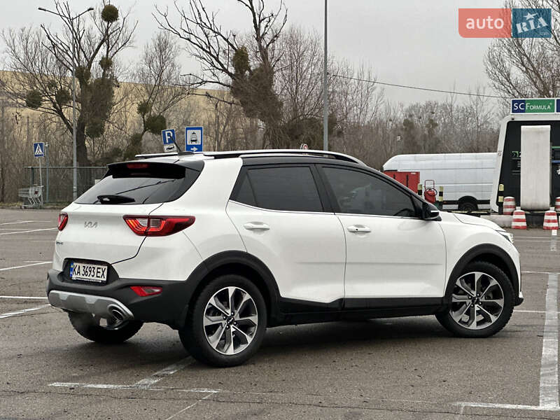 Внедорожник / Кроссовер Kia Stonic 2021 в Киеве