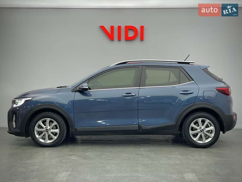 Внедорожник / Кроссовер Kia Stonic 2020 в Киеве