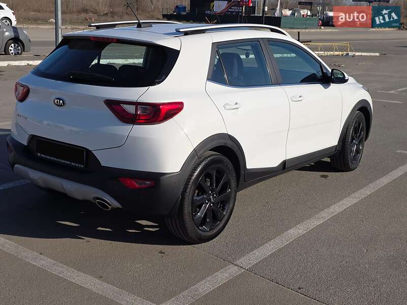Внедорожник / Кроссовер Kia Stonic 2018 в Киеве фото 7 Внедорожник / Кроссовер Kia Stonic 2018 в Киеве