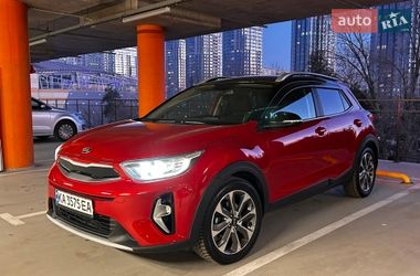 Позашляховик / Кросовер Kia Stonic 2021 в Києві