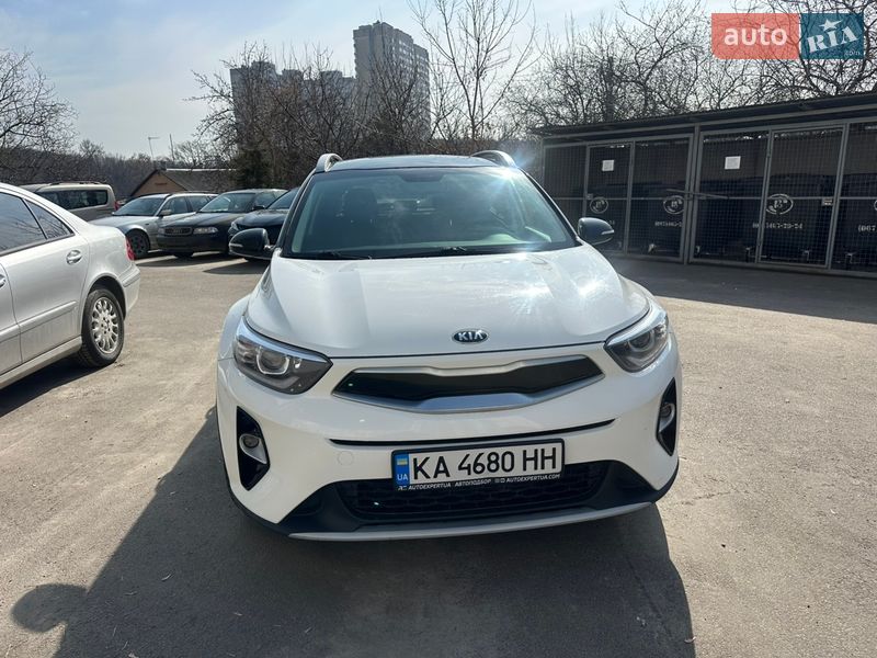 Позашляховик / Кросовер Kia Stonic 2019 в Києві
