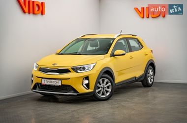 Внедорожник / Кроссовер Kia Stonic 2020 в Киеве