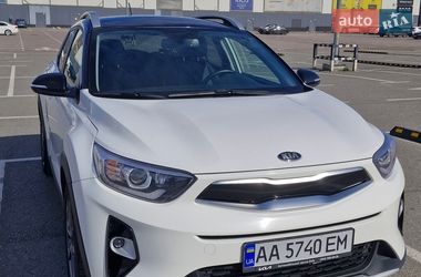 Позашляховик / Кросовер Kia Stonic 2019 в Києві