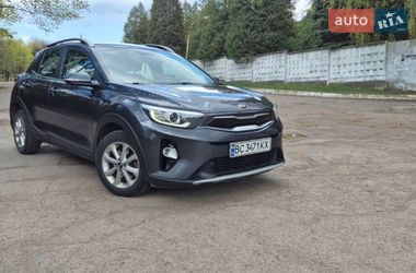 Внедорожник / Кроссовер Kia Stonic 2020 в Львове