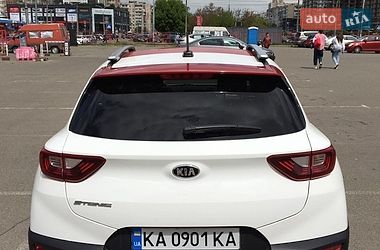 Внедорожник / Кроссовер Kia Stonic 2021 в Киеве