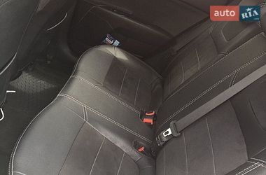 Внедорожник / Кроссовер Kia Stonic 2021 в Киеве