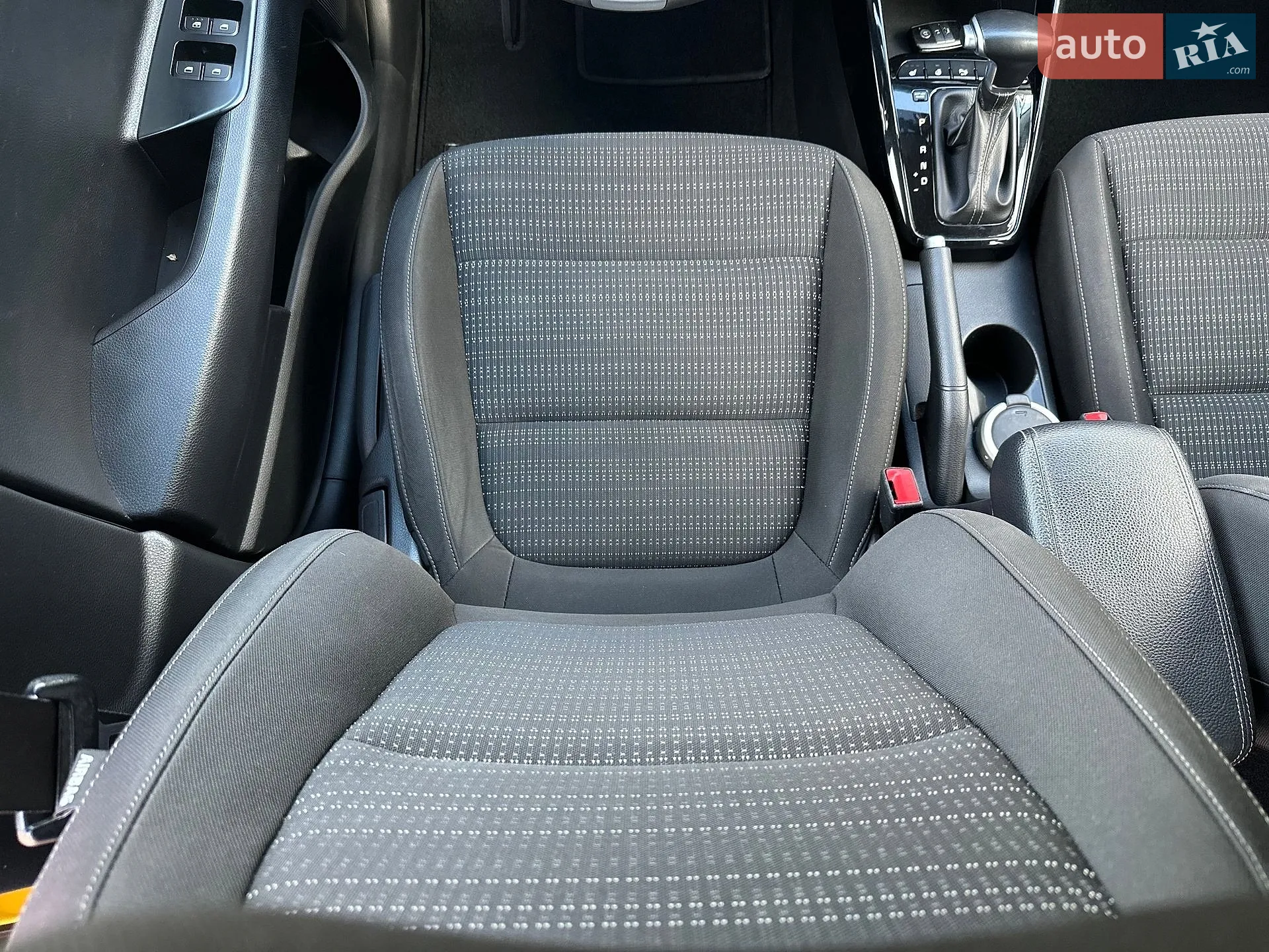 2020 Kia Stonic - мініатюра 31