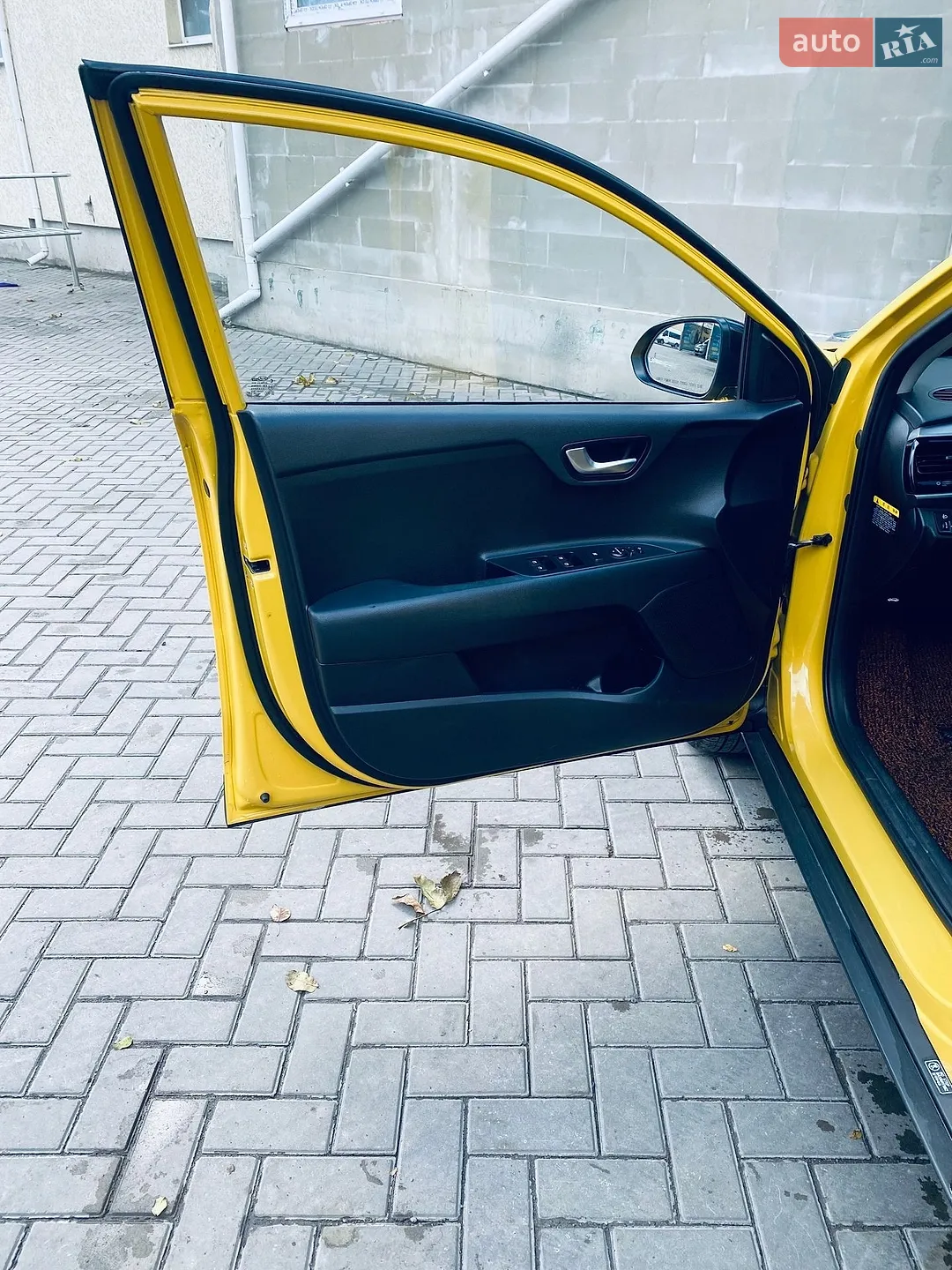 2017 Kia Stonic - мініатюра 26