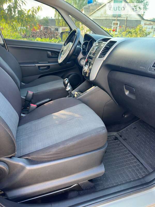 Мікровен Kia Venga 2011 в Києві