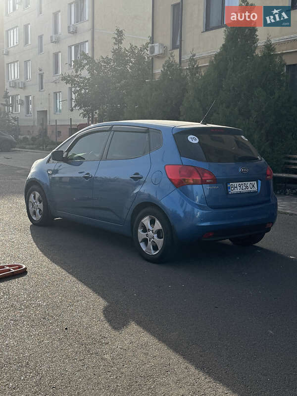 Мікровен Kia Venga 2011 в Одесі
