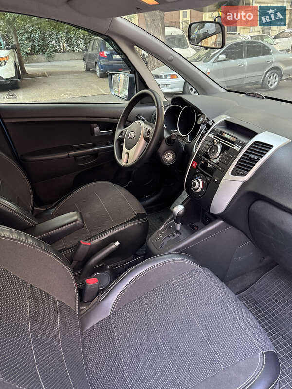 Мікровен Kia Venga 2011 в Одесі