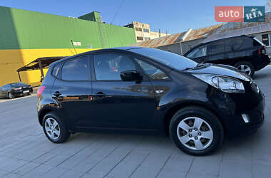 Микровэн Kia Venga 2013 в 