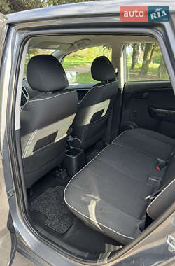 Микровэн Kia Venga 2009 в 