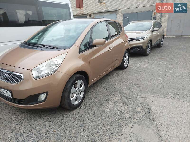 Микровэн Kia Venga 2010 в Сумах