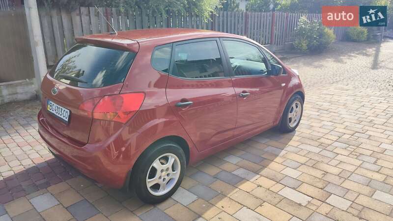 Мікровен Kia Venga 2011 в Львові