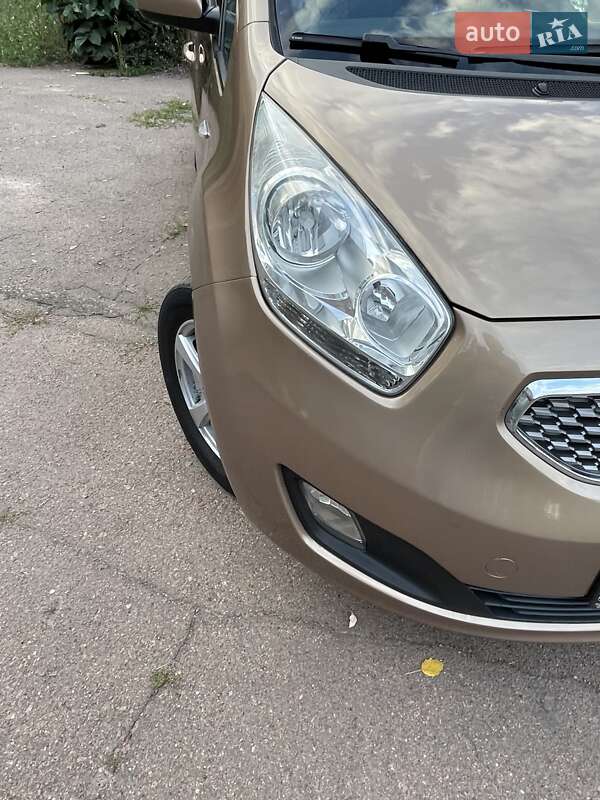 Мікровен Kia Venga 2010 в Чернігові