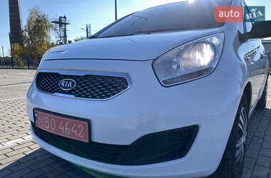 Микровэн Kia Venga 2010 в 