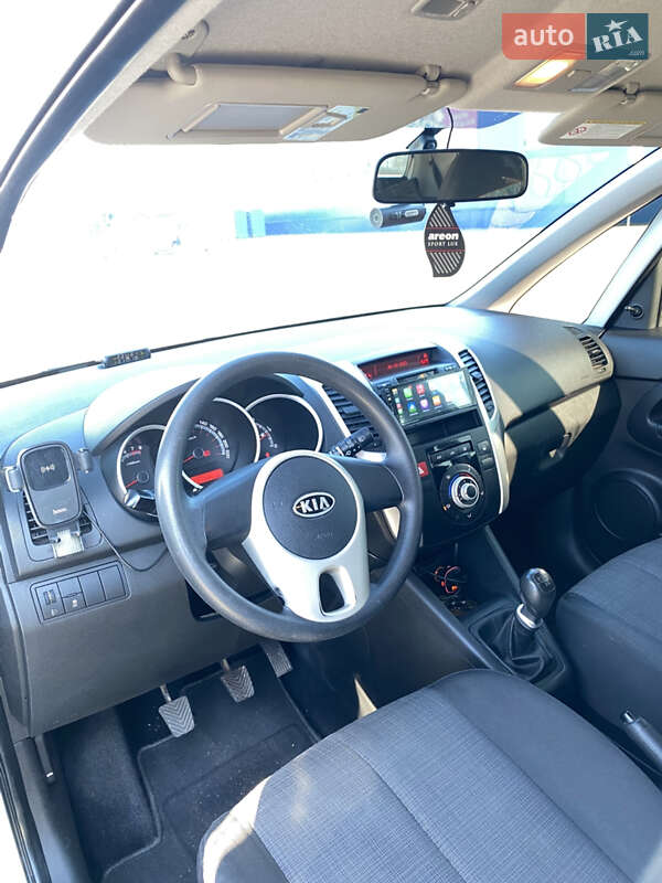 Мікровен Kia Venga 2010 в Нововолинську фото 24 Мікровен Kia Venga 2010 в Нововолинську