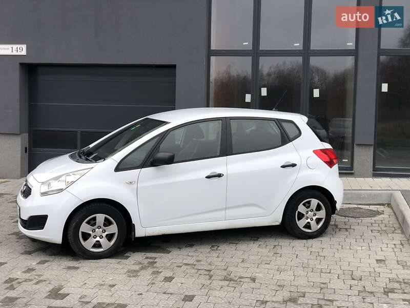 Микровэн Kia Venga 2012 в Львове