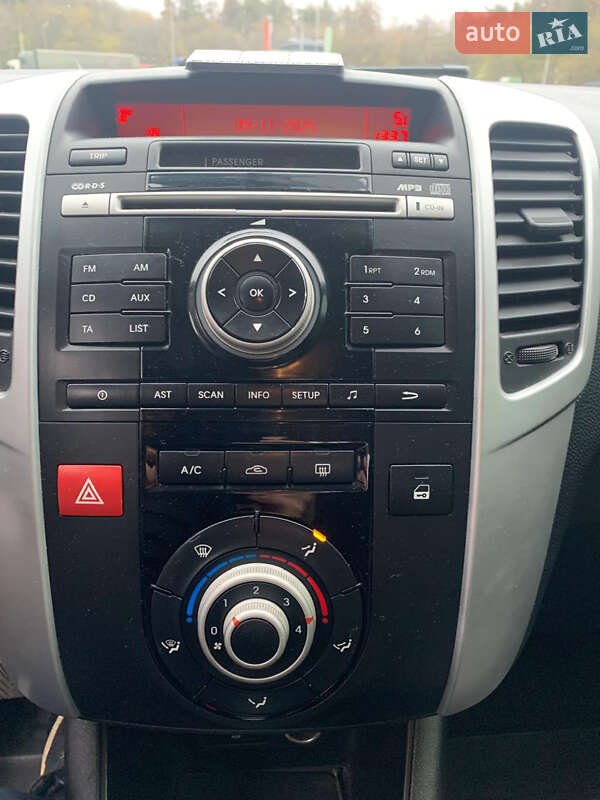 Микровэн Kia Venga 2012 в Харькове фото 18 Микровэн Kia Venga 2012 в Харькове