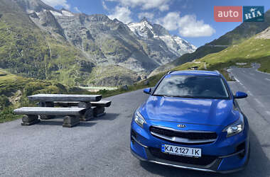 Хэтчбек Kia XCeed 2020 в 