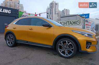 Хэтчбек Kia XCeed 2020 в Киеве