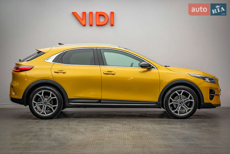 Хэтчбек Kia XCeed 2020 в Киеве