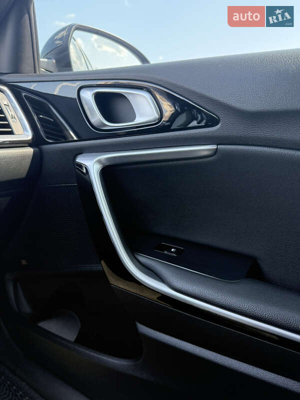 Хетчбек Kia XCeed 2020 в Києві фото 19 Хетчбек Kia XCeed 2020 в Києві