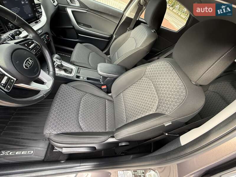 Хэтчбек Kia XCeed 2020 в Киеве