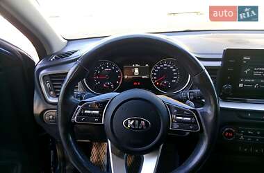 Хэтчбек Kia XCeed 2020 в 