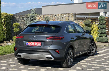 Хэтчбек Kia XCeed 2021 в 