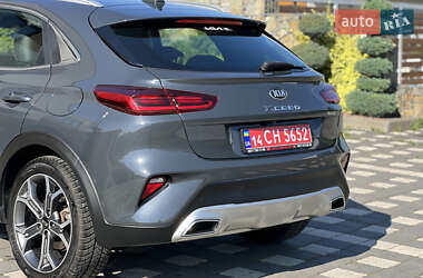 Хэтчбек Kia XCeed 2021 в 