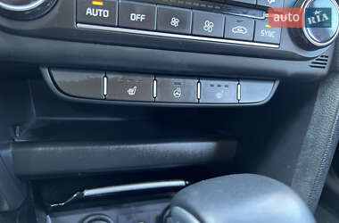 Хэтчбек Kia XCeed 2021 в 