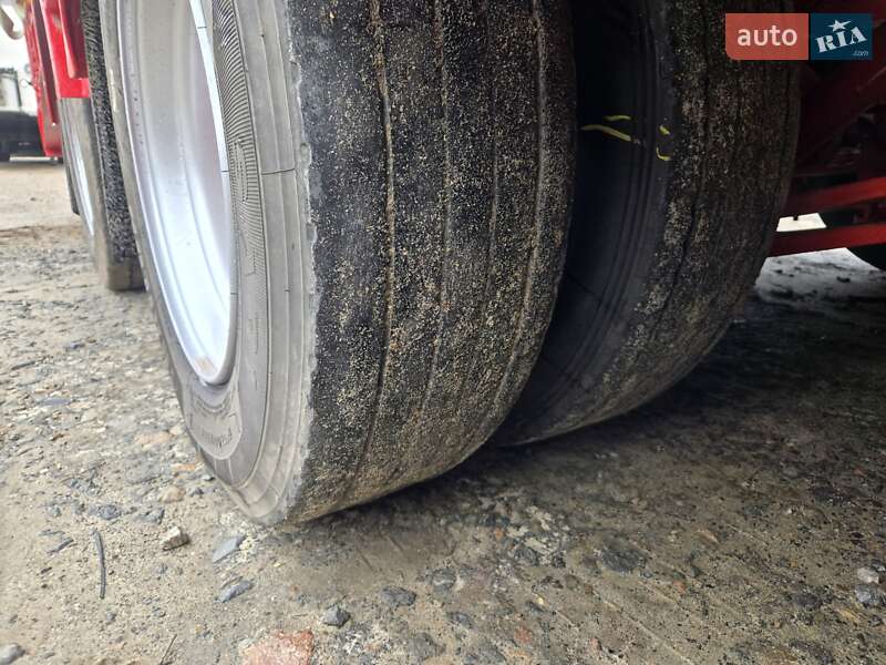 Низкорамная платформа King GTS 2005 в Болграде