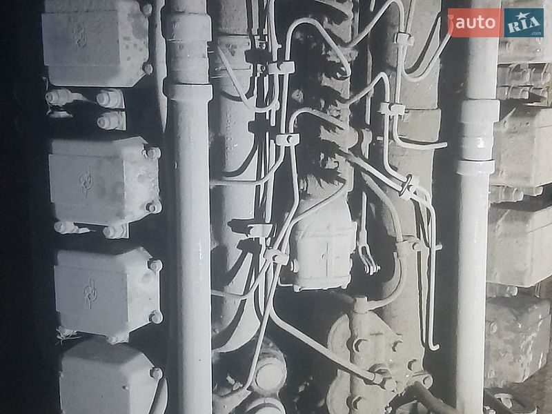 Фронтальный погрузчик Кировец К 701 1990 в Львове