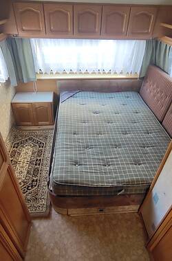 Прицеп дача Knaus AZUR 1994 в 