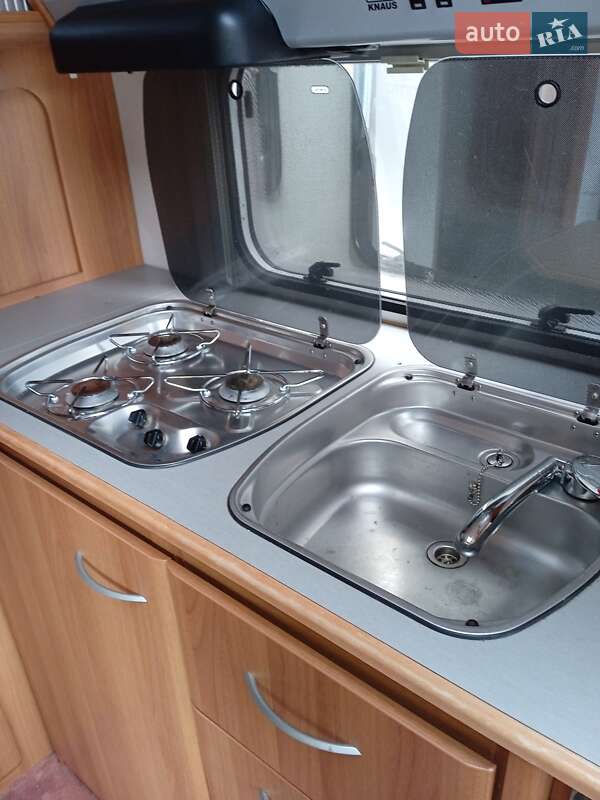 Прицеп дача Knaus Eurostar 2002 в Киеве фото 12 Прицеп дача Knaus Eurostar 2002 в Киеве
