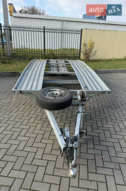 Лафет Knott 95А 2012 в Луцке