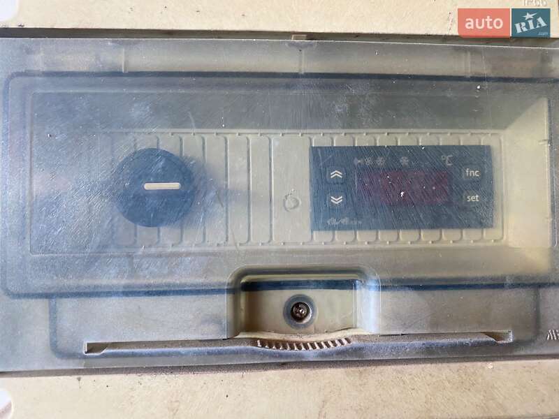 Рефрижератор Knott KF 2016 в Ужгороді