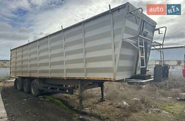 Зерновоз - полуприцеп Kogel AG 2006 в Николаеве